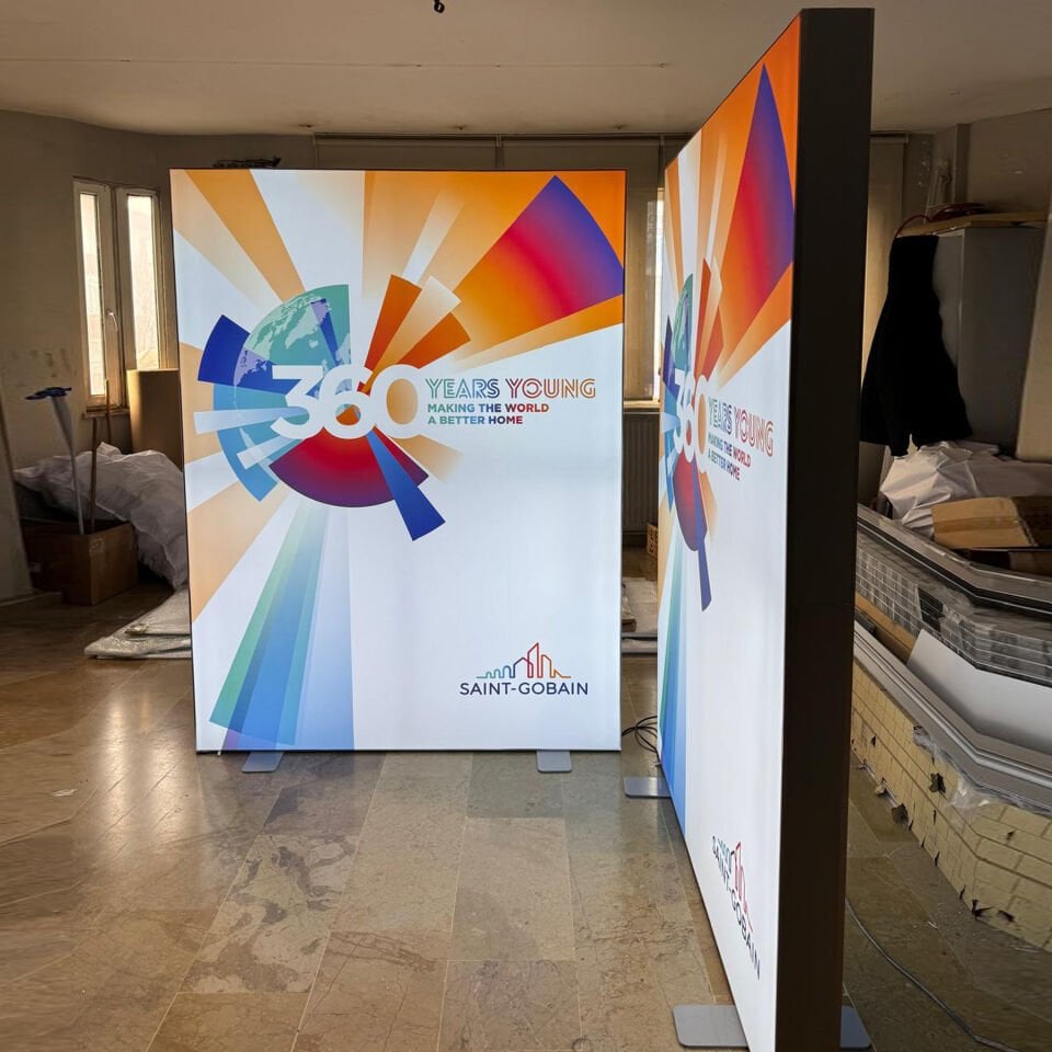 Ayaklı Lightbox 200xh225cm