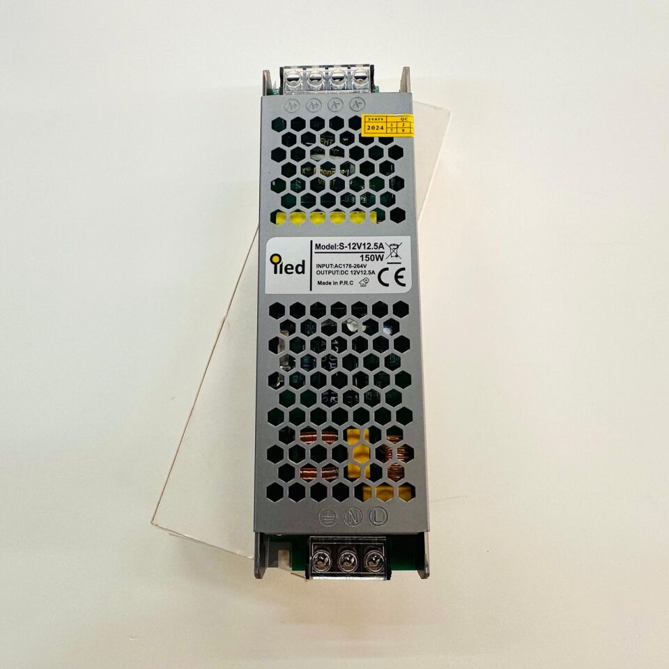 Güç Kaynağı İç mekan 12V 150W 12,5Amp