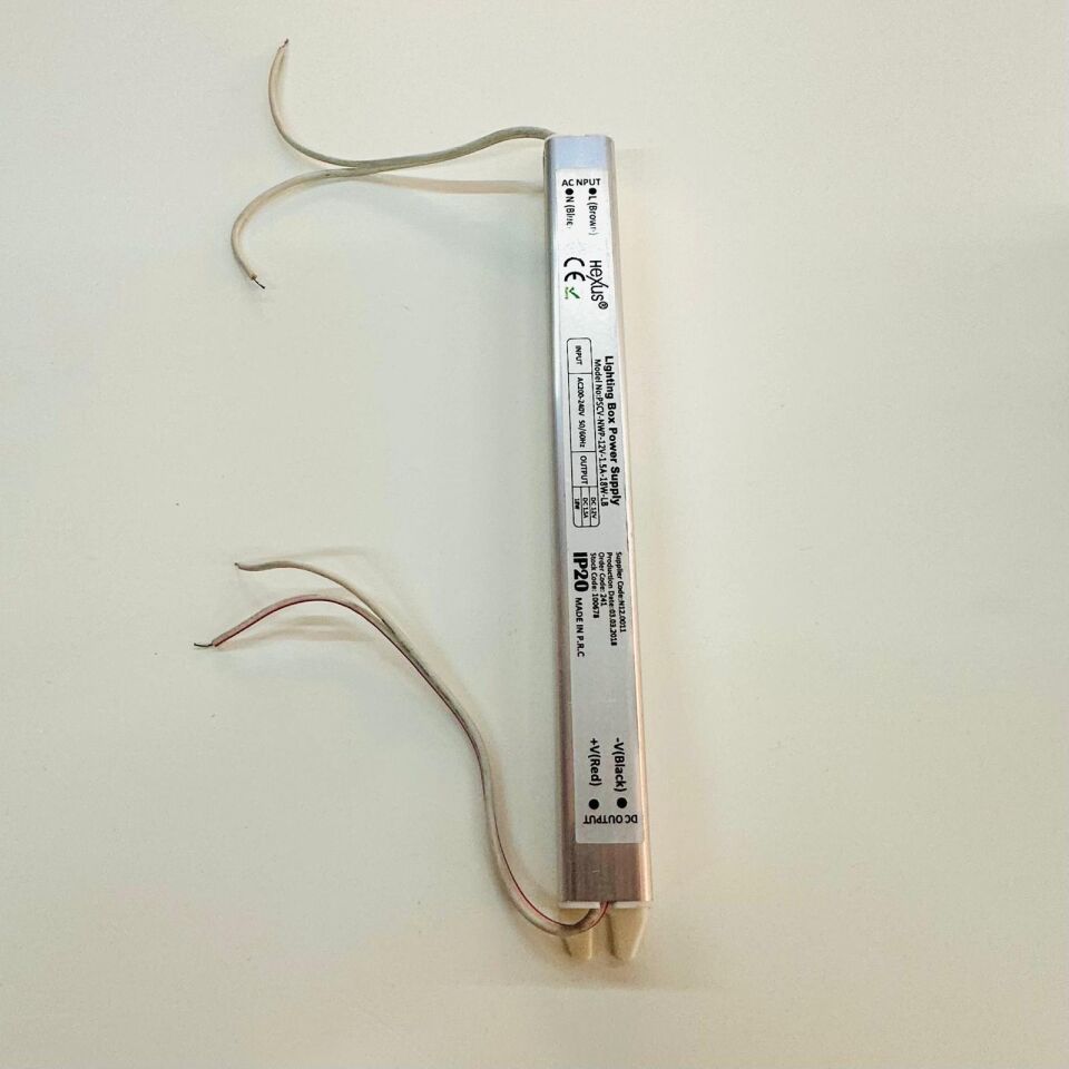 Güç Kaynağı İç mekan 12V 18W 1,5Amp