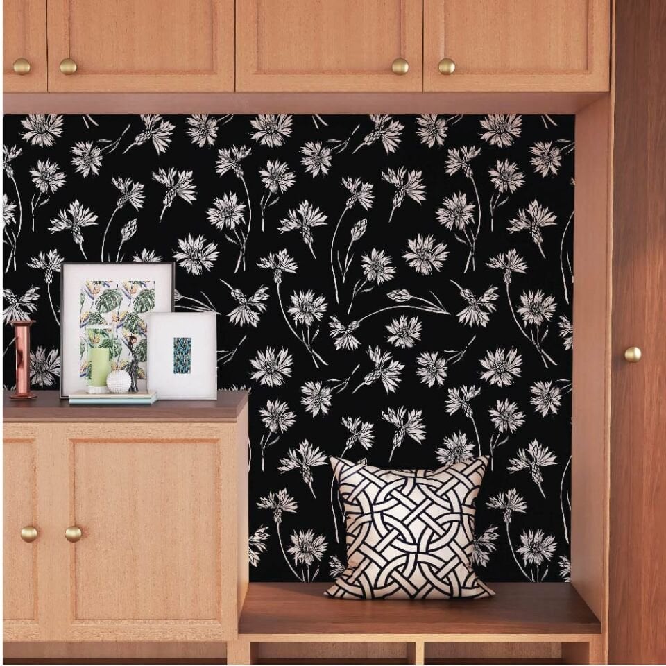 Siyah Çiçek Desenleri Duvar Kağıdı