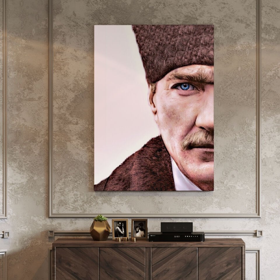 Kasketli Atatürk Kanvas Tablo