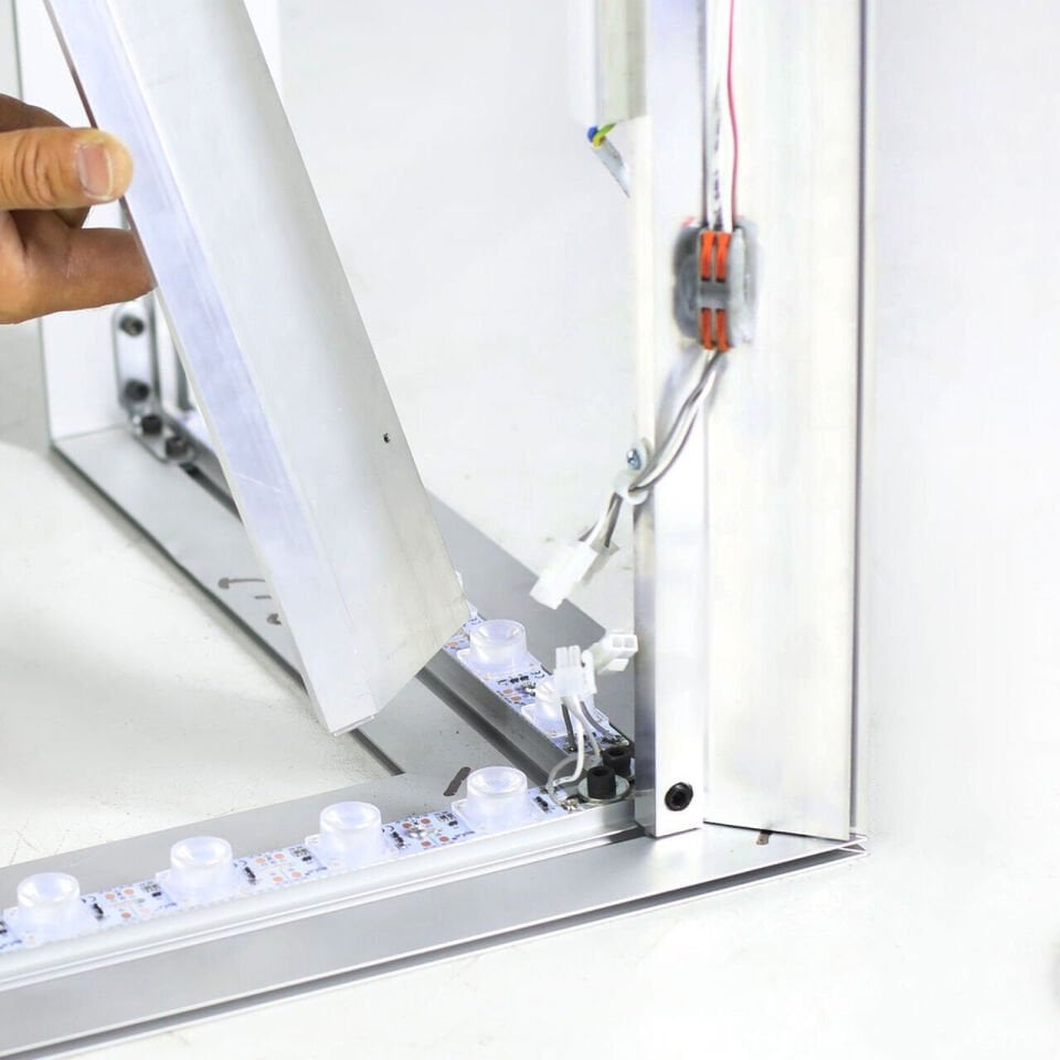 Raflı Banko Lightbox 160x50xh110cm