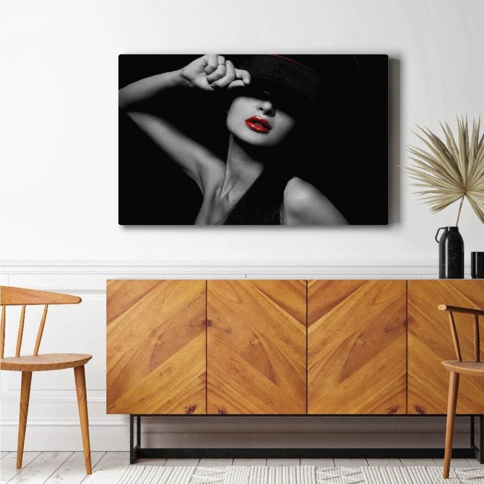 Şapkalı Siyah Kadın Dekoratif Kanvas Tablo