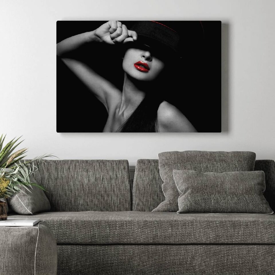 Şapkalı Siyah Kadın Dekoratif Kanvas Tablo