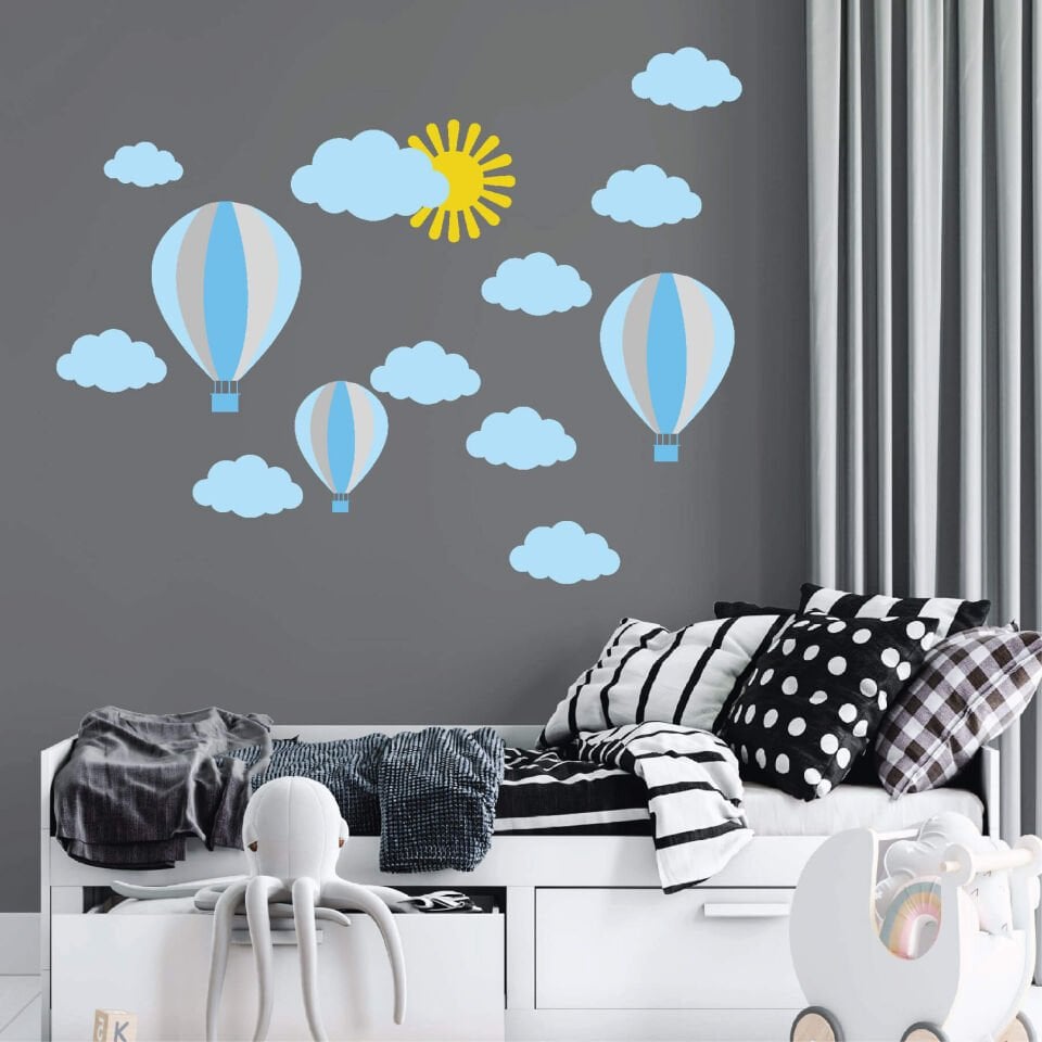Mavi Uçan Balonlar ve Bulut Bebek Çocuk Odası Sticker