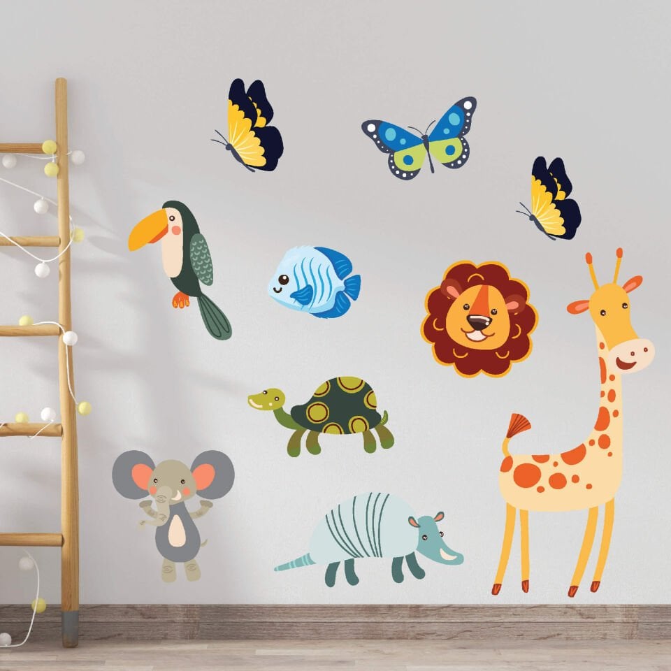 Sevimli Hayvanlar Alemi Bebek Çocuk Odası Duvar Sticker