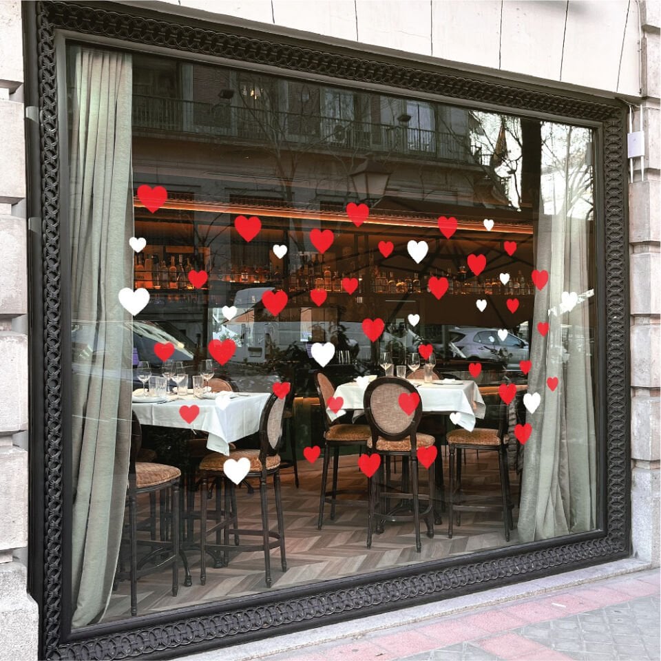 Sevgililer Günü Temalı Kırmızı Beyaz Kalpler Dükkan Vitrin Stickerı